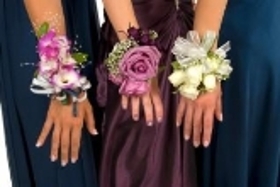 Prom    Corsages and Buttonholes