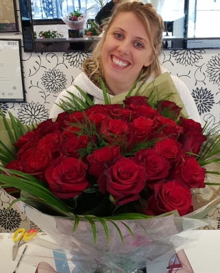 50  freedom Valentines Roses